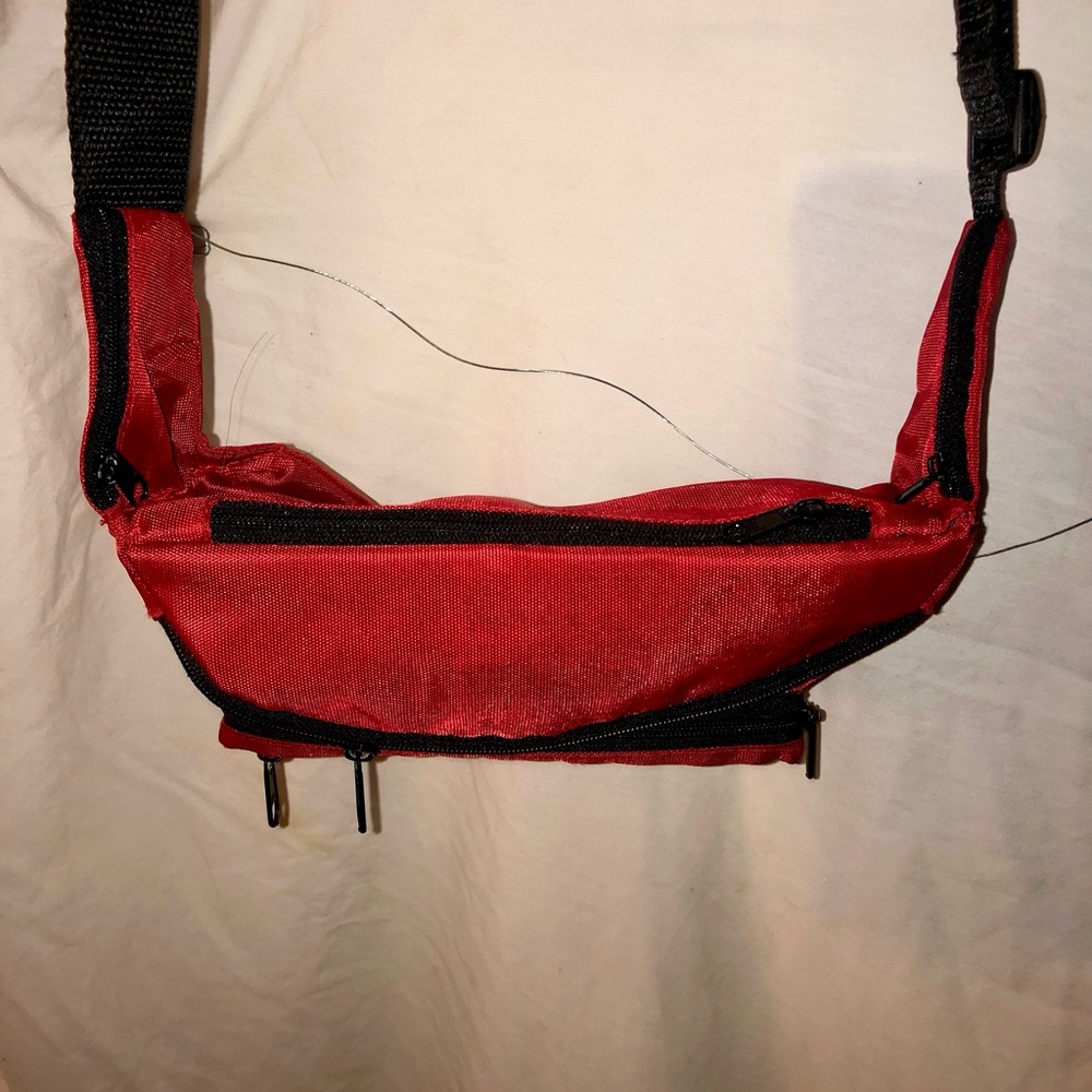 Red Fannypack - Picture 2 of 3